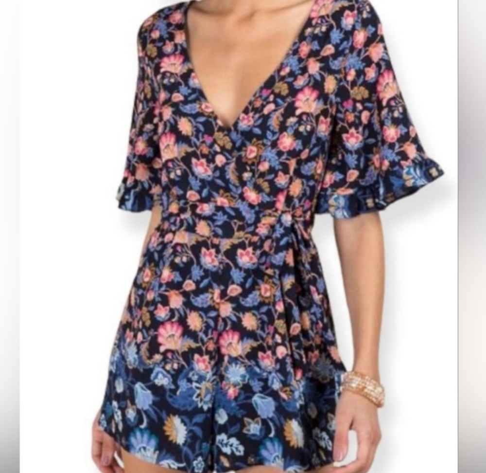 Floral Romper 🌸